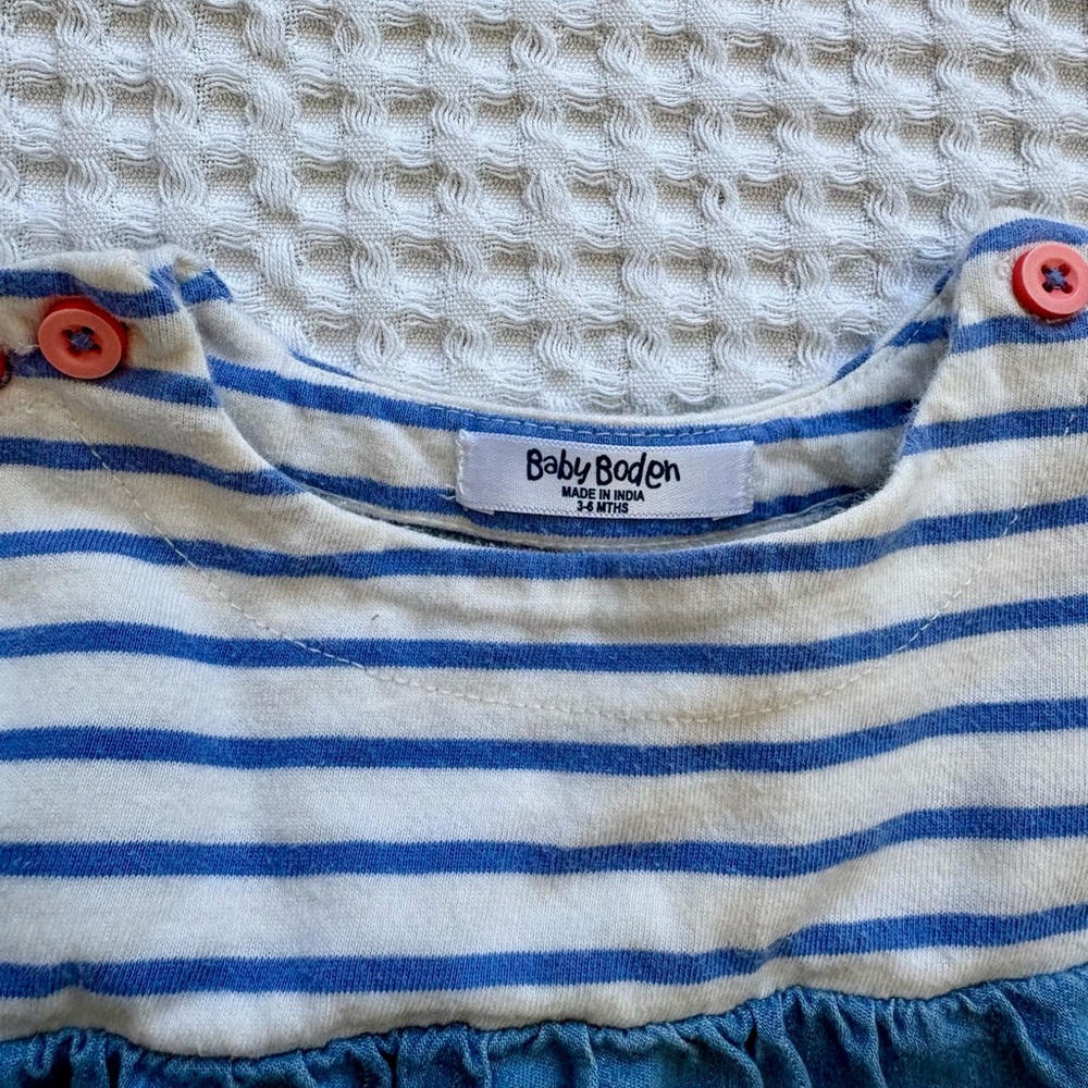 Baby Boden Hotch Potch Chambray Denim Stripe Long-Sleeve Dress: 3-6M - Picture 2 of 6
